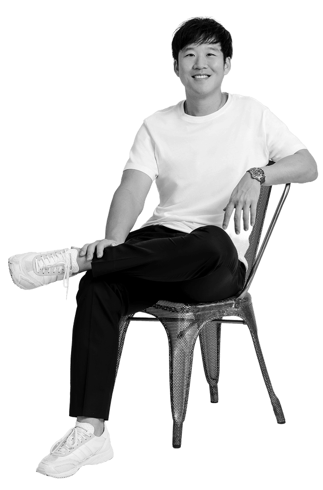 Manson Guitar Works welcomes Meng Ru Kuok as new partner